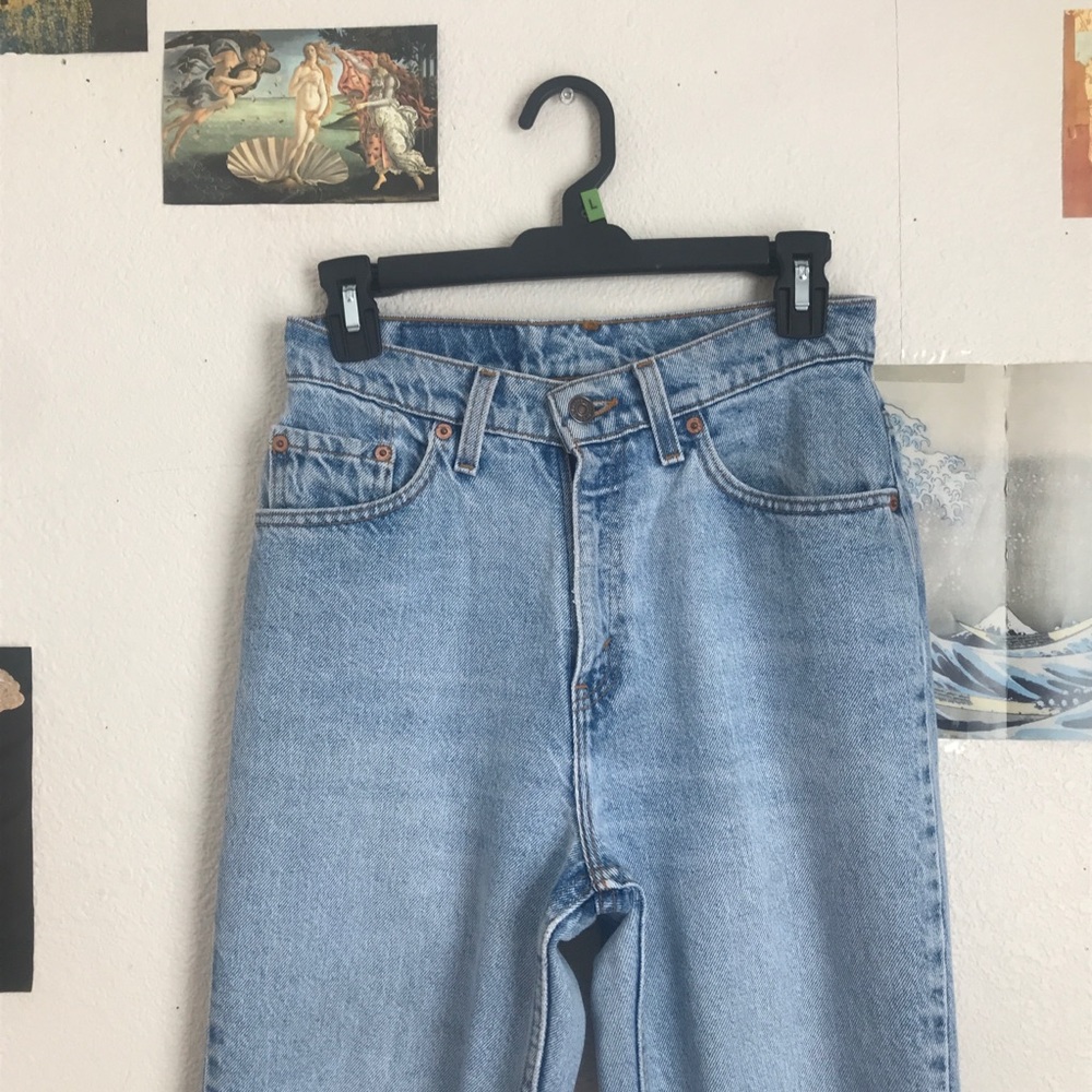Vintage 90s high waisted mom jeans Levi’s 512